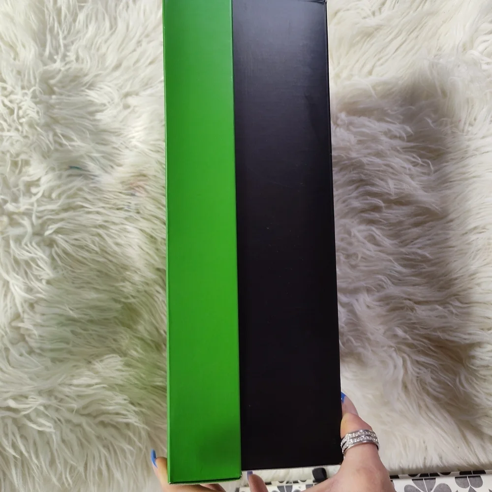 Kate Spade New York Green Polka Dot Tissue Paper
